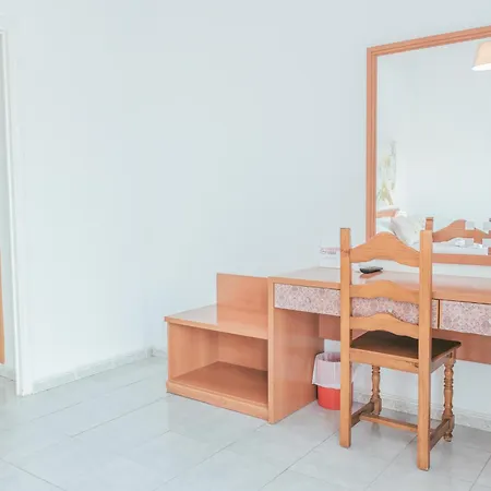 Duc De Vendôme Hotel